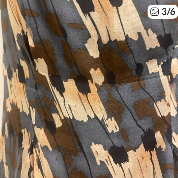 Doncaster Collection Drape Neck Sleeveless Abstract Print Silk Blouse - Picture 5 of 7